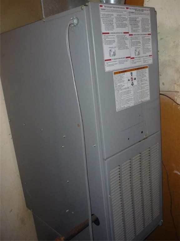 Altons Brush Creek Hls Rogers - Residential