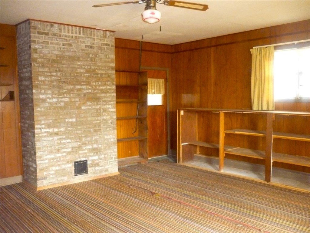 Altons Brush Creek Hls Rogers - Residential