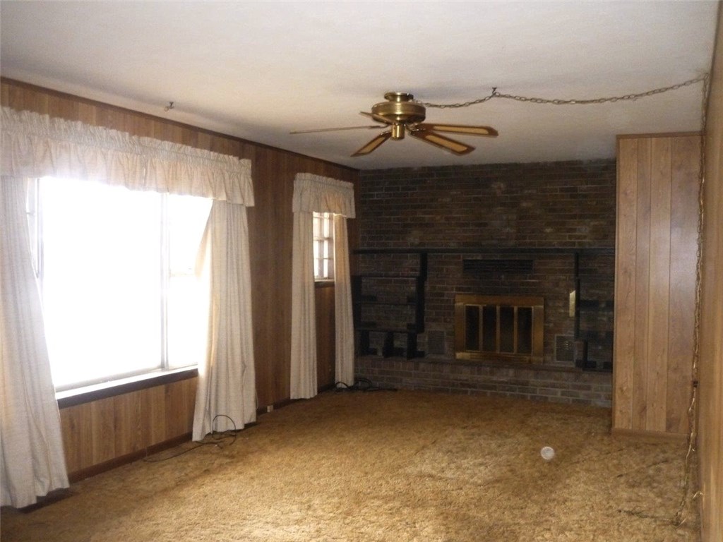 Altons Brush Creek Hls Rogers - Residential