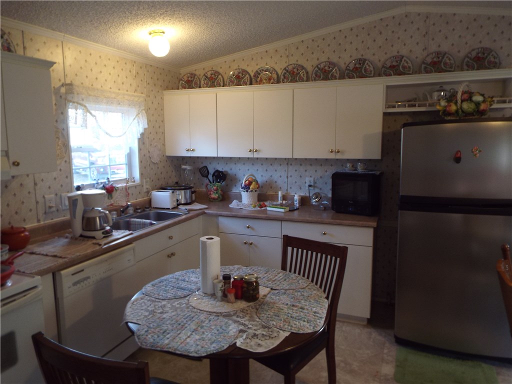 Strawberry Ridge Estate Rurban - Residential