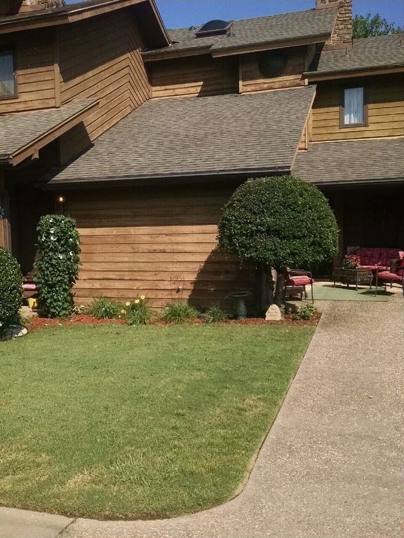 Dawn Hill Cynth Twnh - Residential