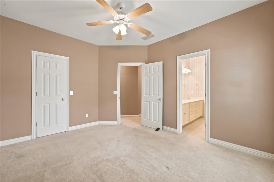 Yorktowne Square - Residential