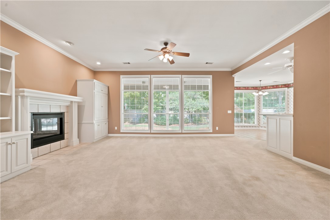 Yorktowne Square - Residential