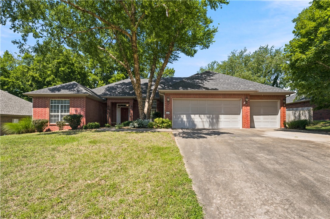 Yorktowne Square - Residential