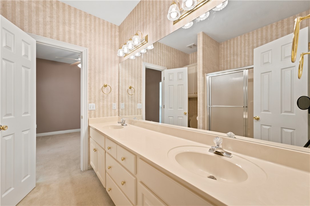 Yorktowne Square - Residential