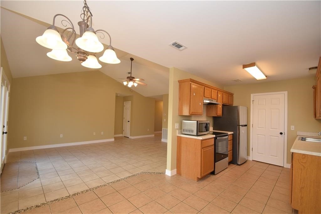 Kristyl Heights Iv B - Residential Lease
