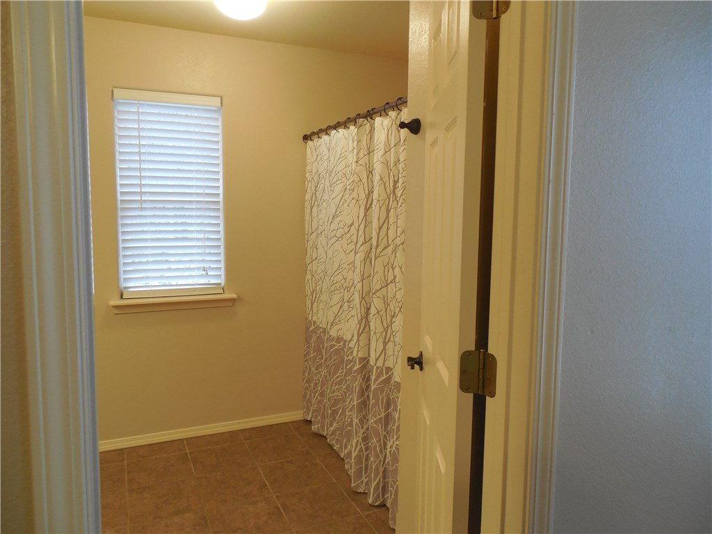 Stronsay Sub Bvv - Residential Lease