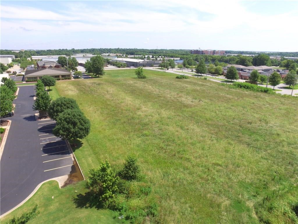 Mid Cities Crossing Sub Bentonville - Commercial Sale