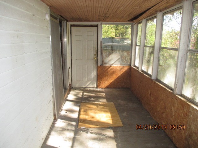 01-20-33-RURAL - Residential
