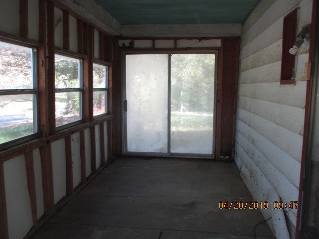 01-20-33-RURAL - Residential