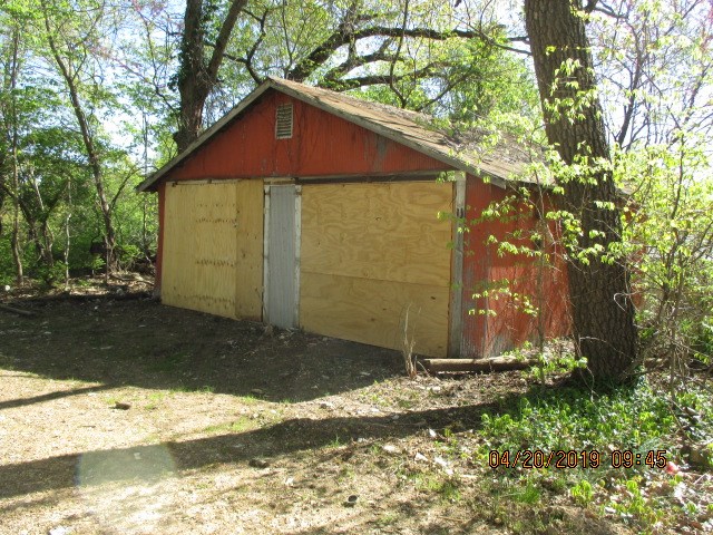 01-20-33-RURAL - Residential