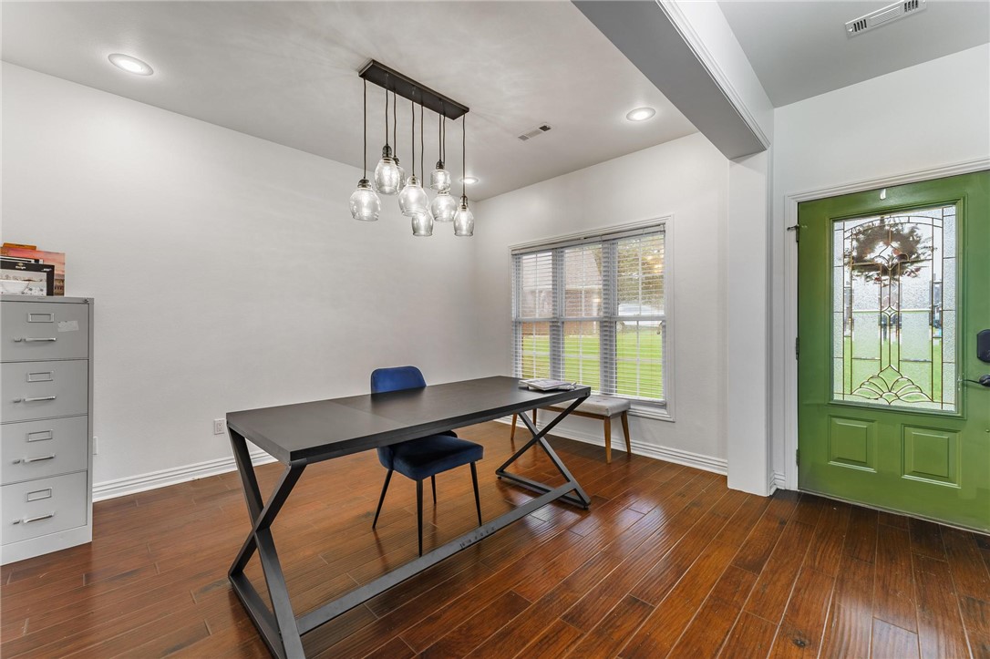 Champions Estates Rogers - Residential Lease