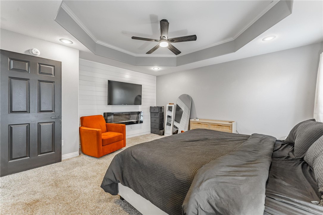 Champions Estates Rogers - Residential Lease