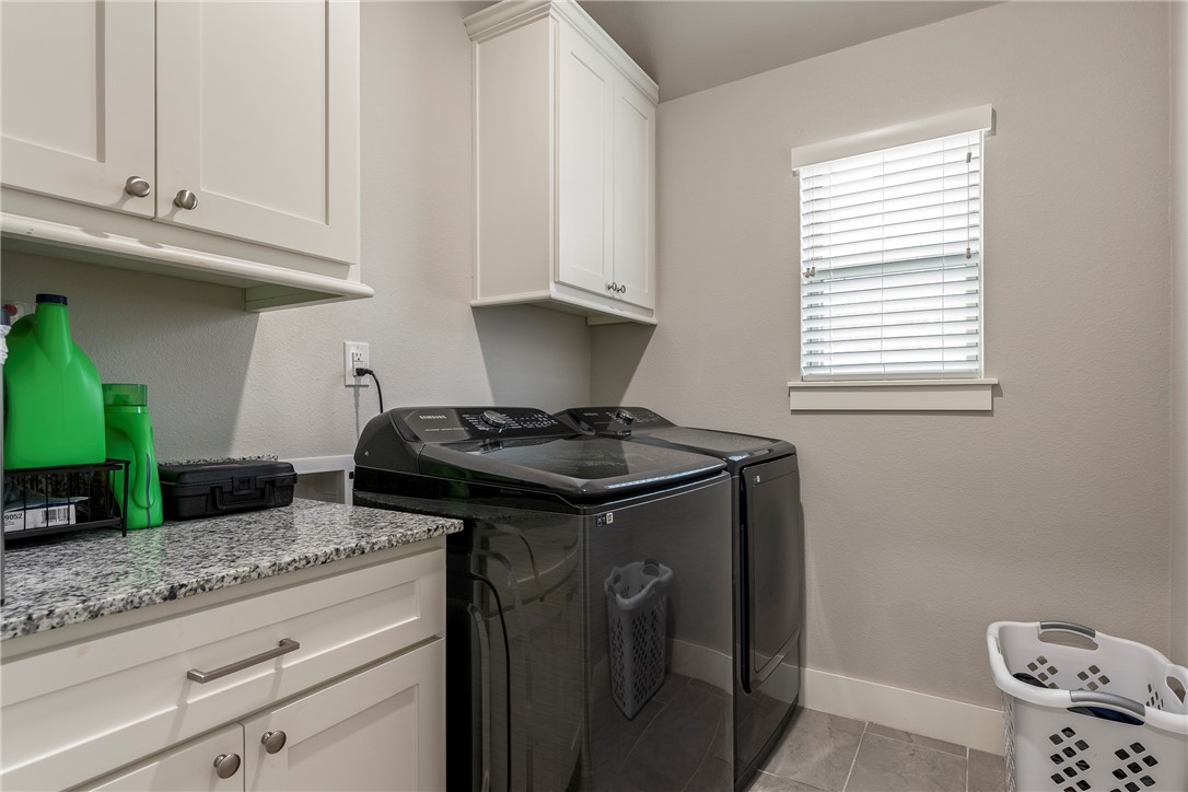 Hickory Meadows Sub Ph 1 - Residential
