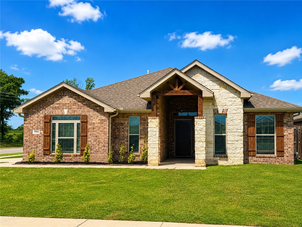 Beautiful move-in ready 4-bedroom, 2-bath home in a desirable Bentonville location. Built in 2020, this well-maintained home features an open floor plan, raised ceilings, cozy fireplace, granite countertops, oversized island, pantry, and spacious bedrooms with plenty of natural light. Recent updates include newer appliances, fresh interior paint, and brand-new carpet in bedrooms. Situated on a corner lot across from the dog park with a fenced backyard and oversized 2-car garage. Conveniently located near Walmart, XNA Airport, schools, shopping, dining, and major roads. Located in the highly sought-after Bentonville School District. Great opportunity for families, first-time buyers, or investors with strong rental potential.