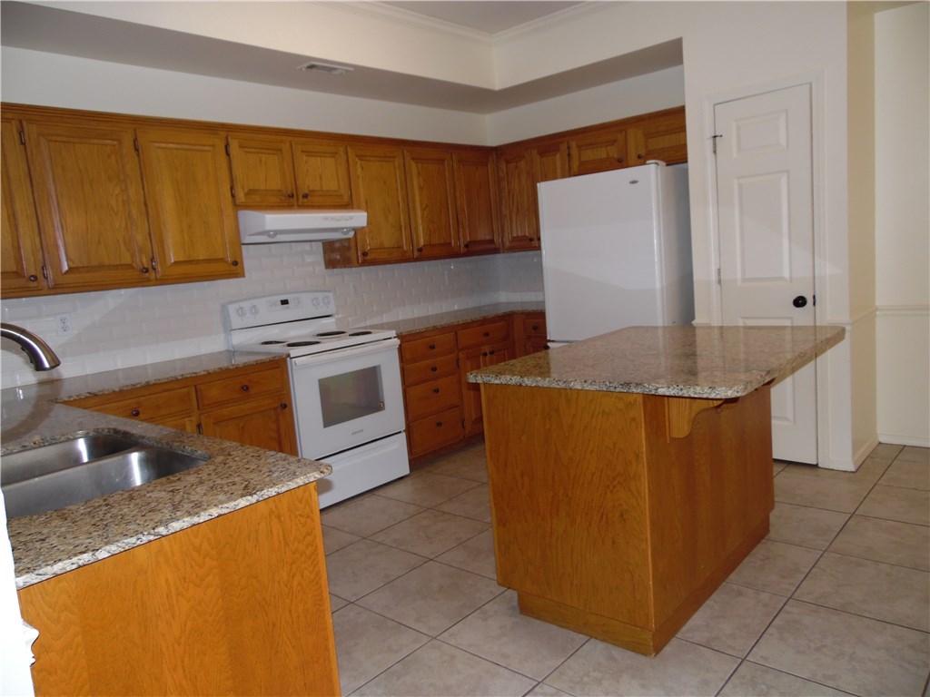Cambridge Park Ph 2-Rogers - Residential Lease