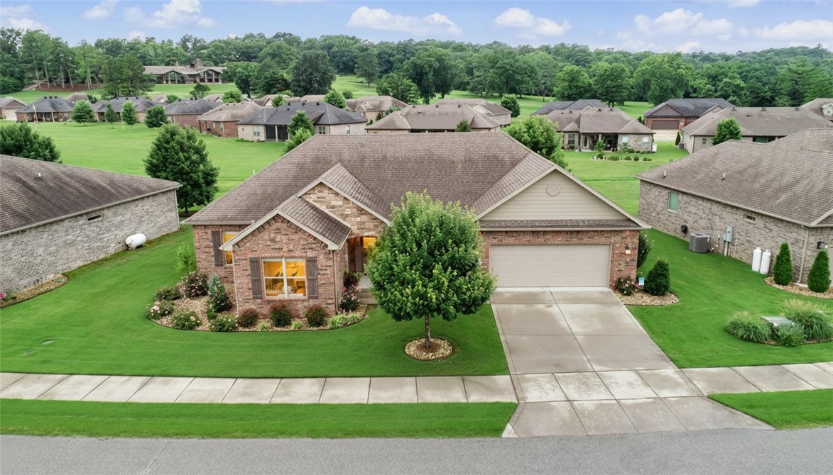 Country Club Villas Bvv - Residential