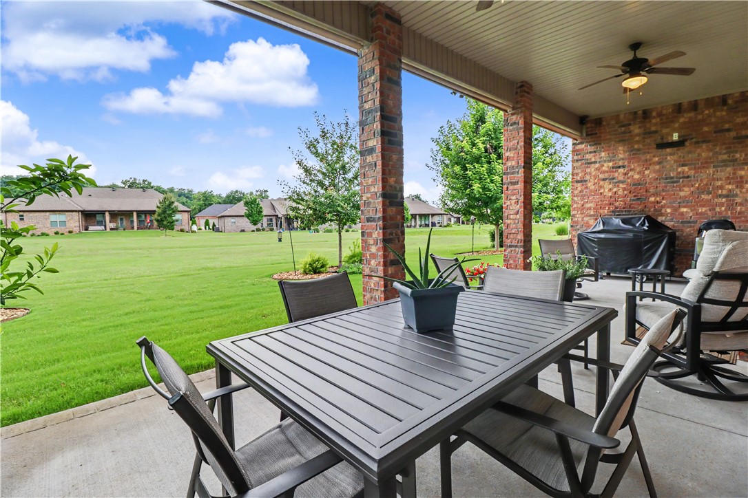 Country Club Villas Bvv - Residential
