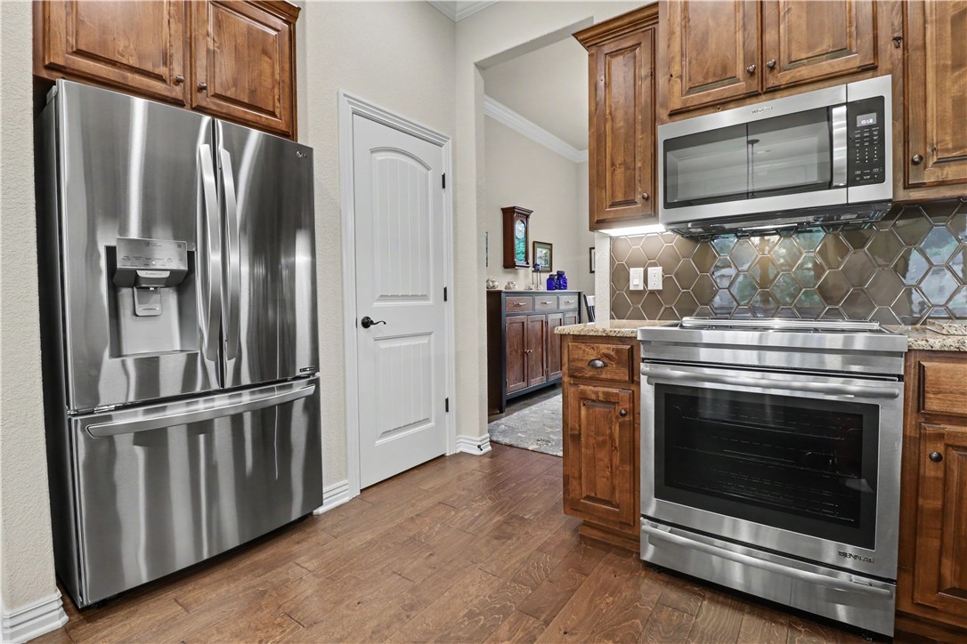 Country Club Villas Bvv - Residential