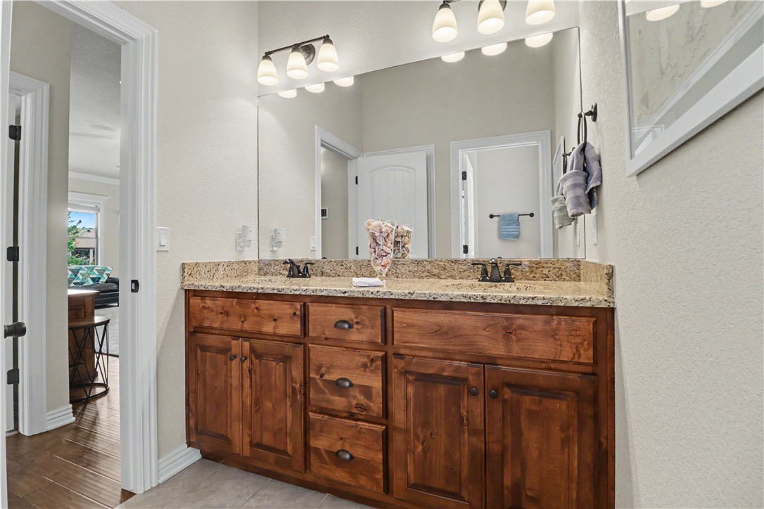 Country Club Villas Bvv - Residential