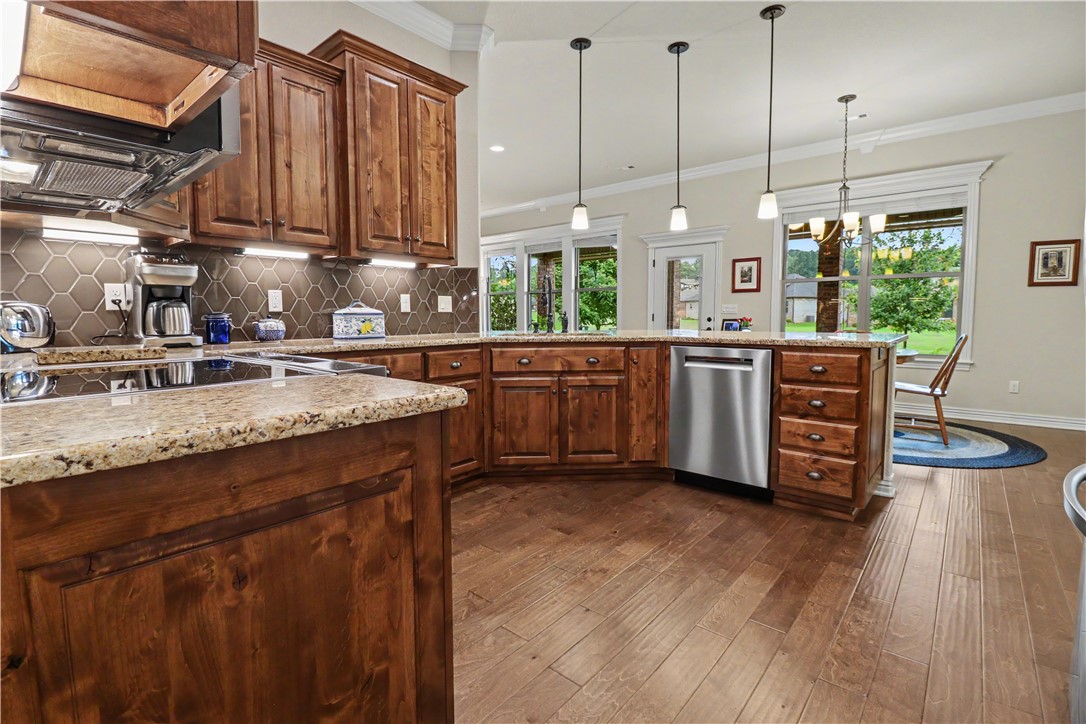 Country Club Villas Bvv - Residential