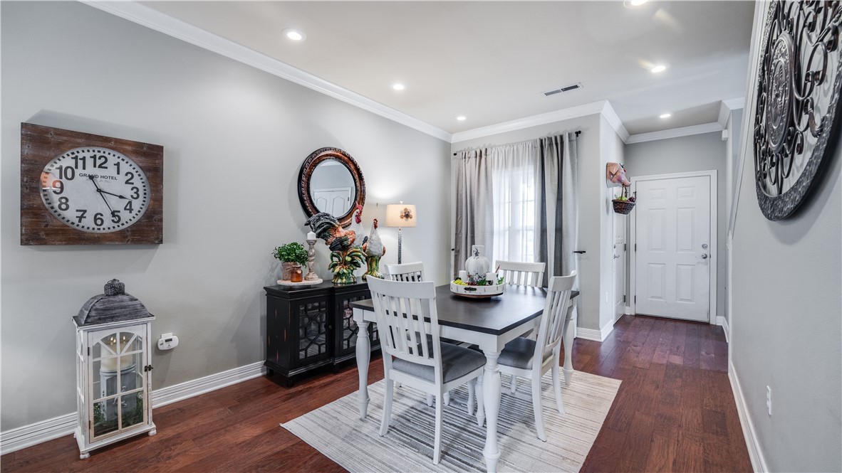 Homes At Oakmont Horizontal Prop Rogers - Residential
