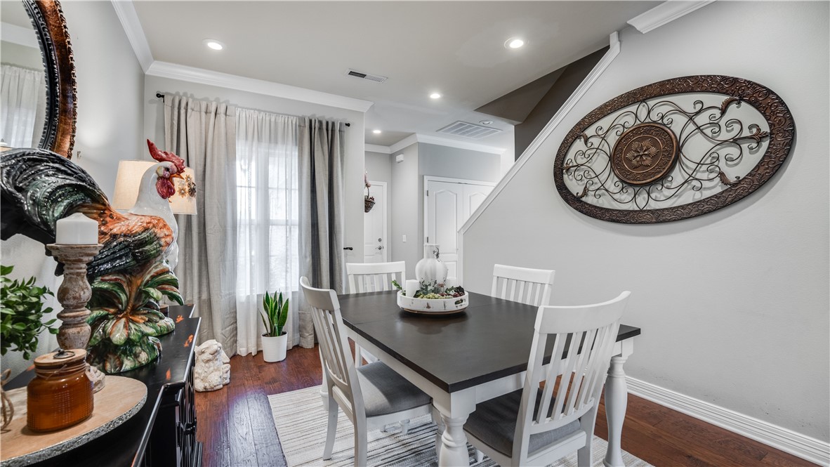 Homes At Oakmont Horizontal Prop Rogers - Residential
