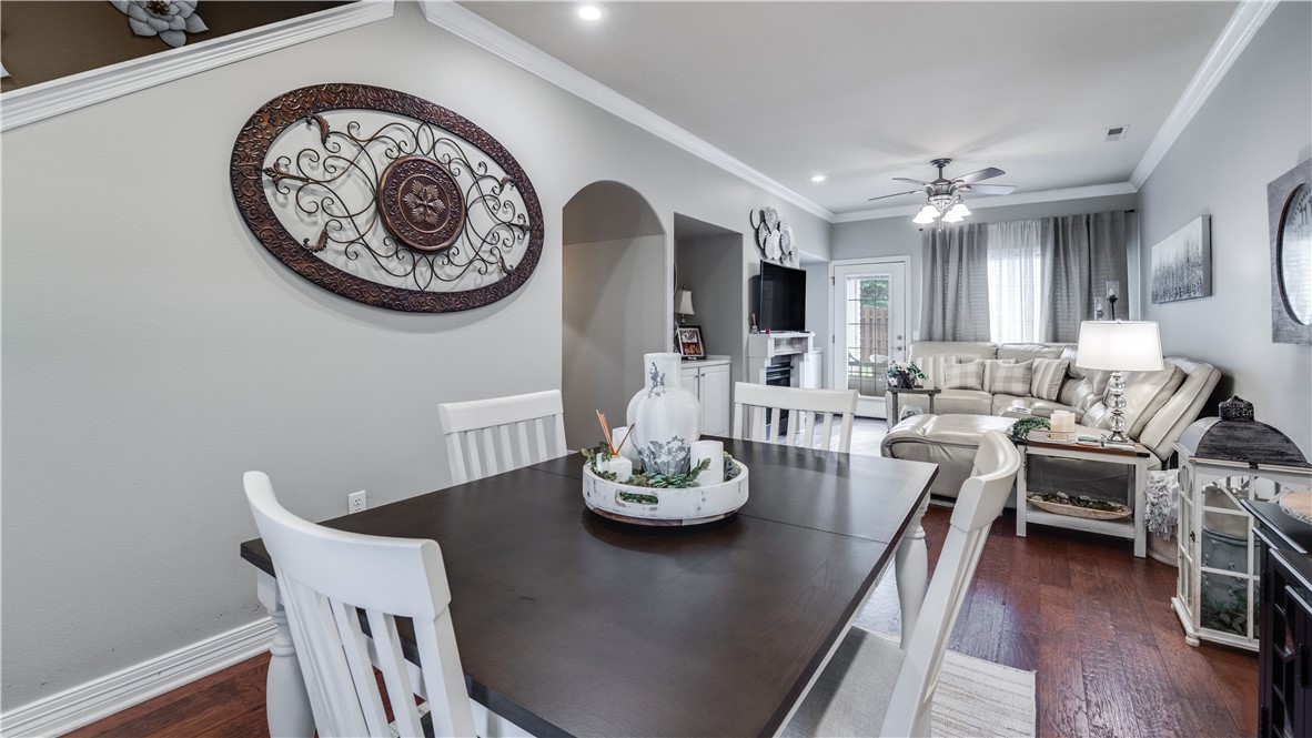 Homes At Oakmont Horizontal Prop Rogers - Residential