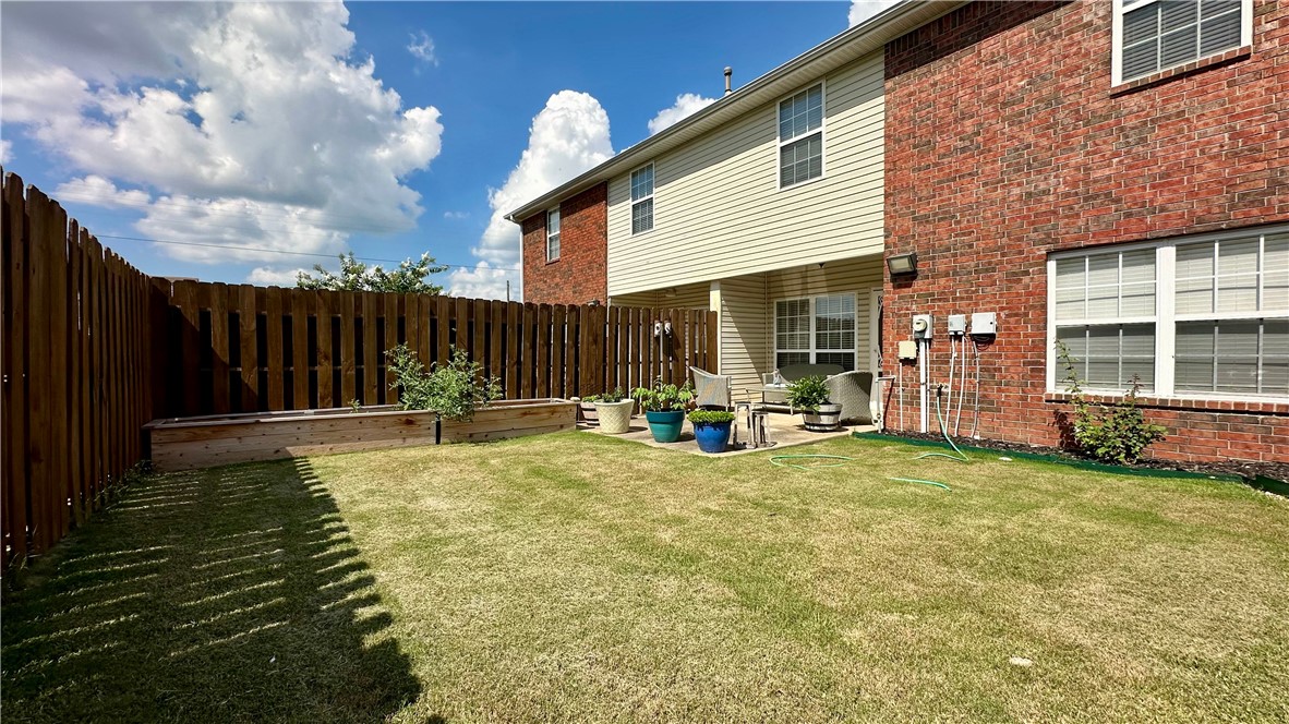 Homes At Oakmont Horizontal Prop Rogers - Residential