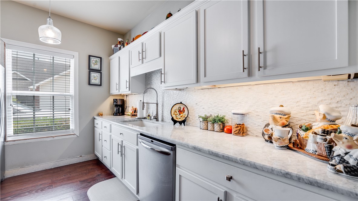 Homes At Oakmont Horizontal Prop Rogers - Residential