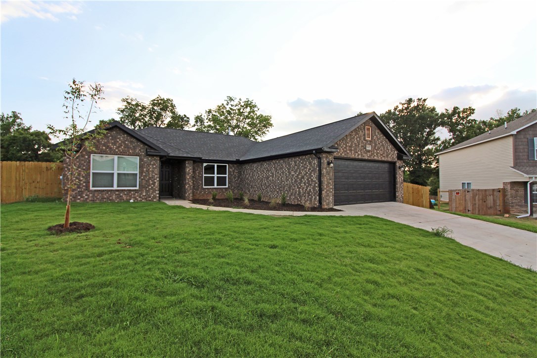 Kerelaw Castle Bentonville - Residential Lease