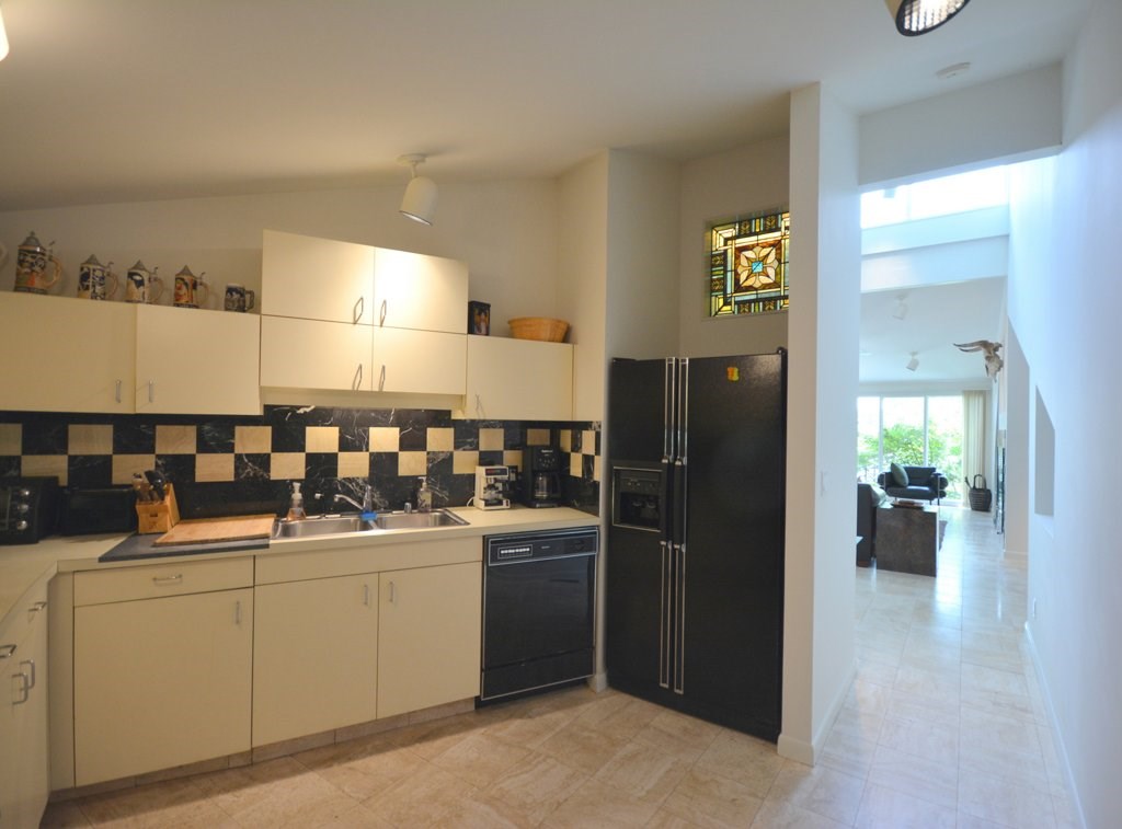 Tomlyn - Residential Lease