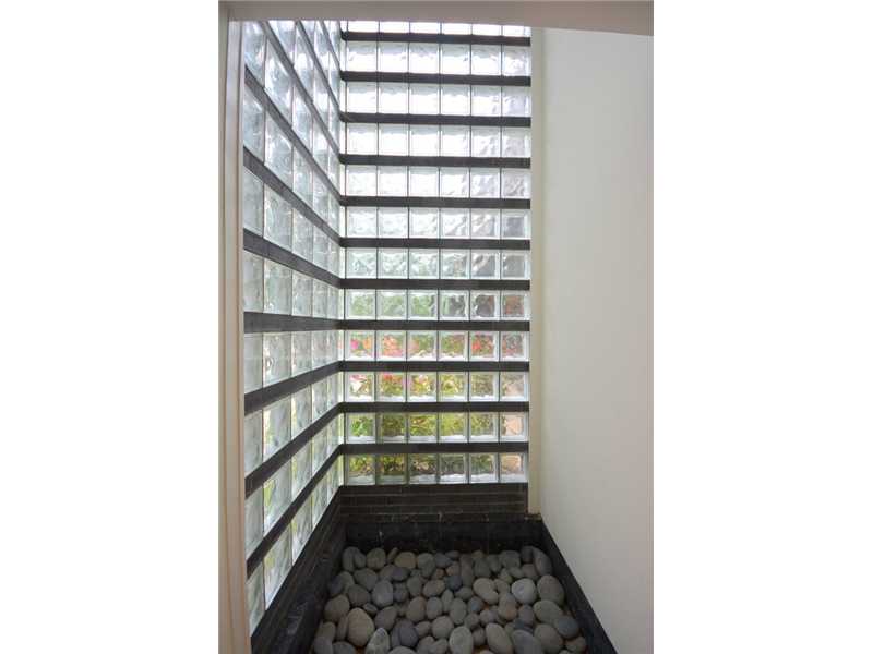 Tomlyn - Residential Lease