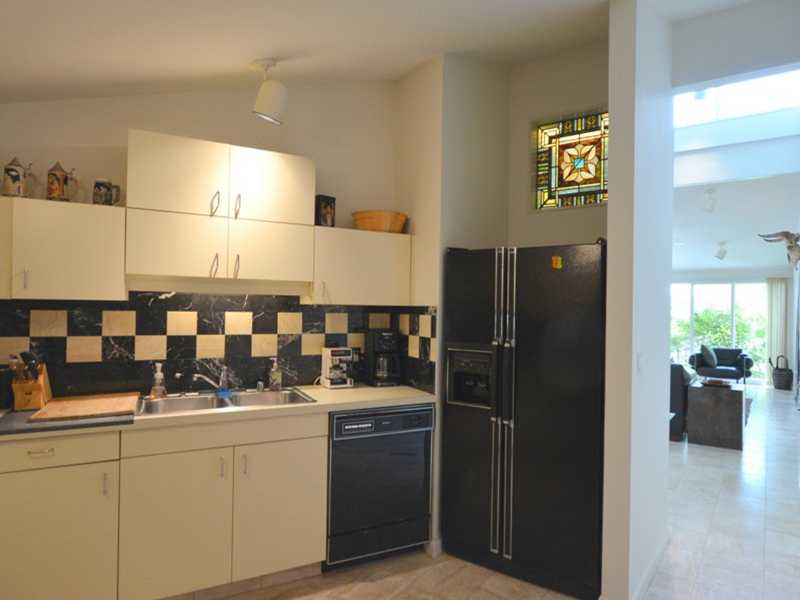 Tomlyn - Residential Lease