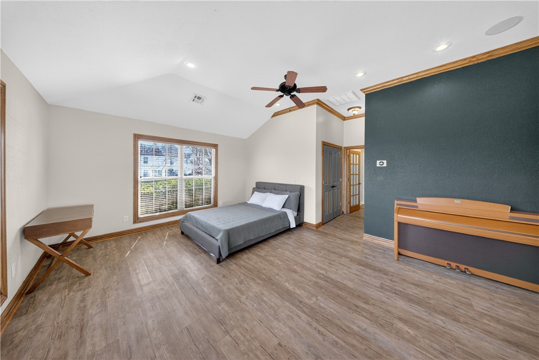 Woods Creek - Residential
