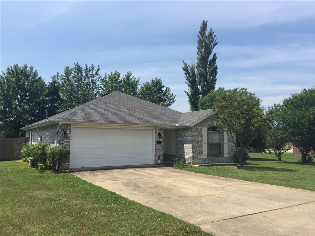 Delightful house for that first time home buyer or investor.  All brick exterior, privacy fenced back yard with many mature trees.  Six person storm shelter 2 yrs old.  New gutters, roof is 3 yrs old, all new light fixtures and some rooms with new paint.  The appliances were replaced before this owner.  Easy access to why 102 and within walking distance to the grocery store and the new medical center.