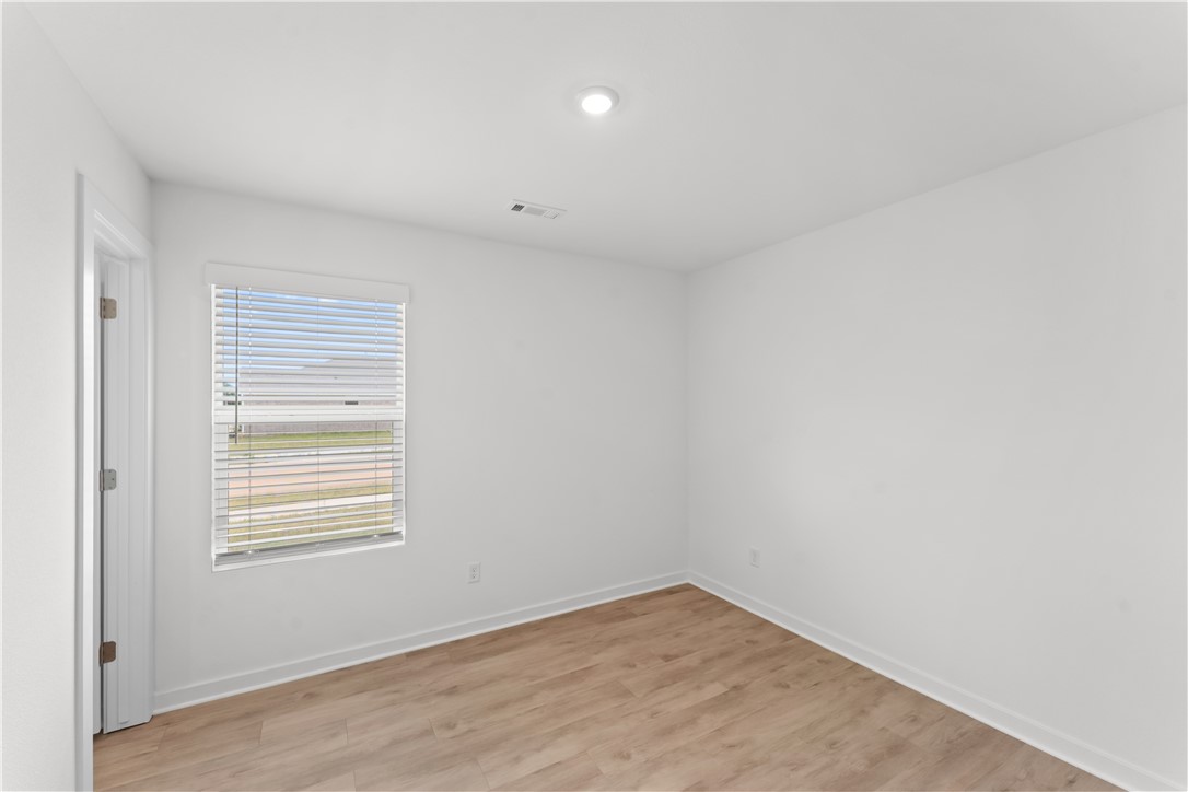 West Wind Sub Ph I Centerton - Residential Lease