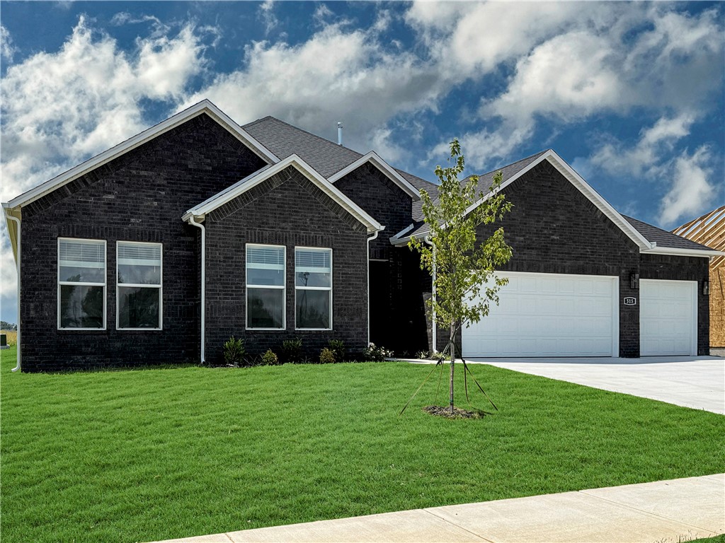 The Holden Floorplan in Renley Rae in Springdale, AR! This plan offers 4 bedrooms and 3 bathrooms with a separate office space! Single-story homes feature engineered wood flooring throughout and tile flooring in the primary bathroom. The kitchen features quartz countertops, 42’’ cabinets, black hardware, and a gas range. The living room features a beautiful modern fireplace with a poplar mantle! Fans are included in all bedrooms and the living room! The primary ensuite will have a walk-in shower, separate tub, and quartz countertops! The exterior of these homes will have 4-sides brick with siding (per plan) and a 3-car garage! Each home will have a lovely covered back patio. Taxes, HOA, and parcel TBD. Home is located in Tontitown/Springdale.
