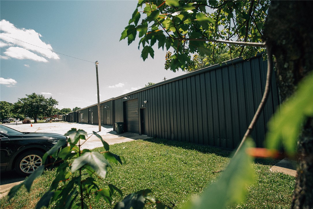 Parkers Valley View Acres - Commercial Lease