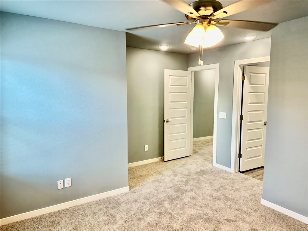 Fayetteville Outlots - Residential Lease