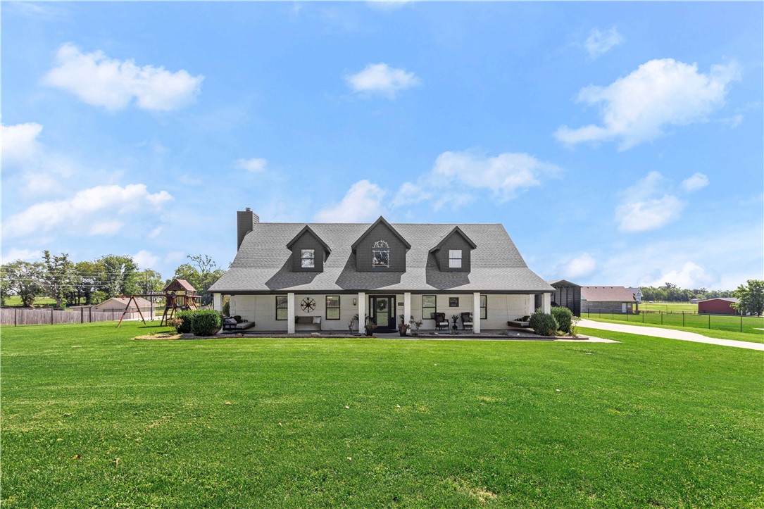 Jo Dar Van Estate Pea Ridge - Residential