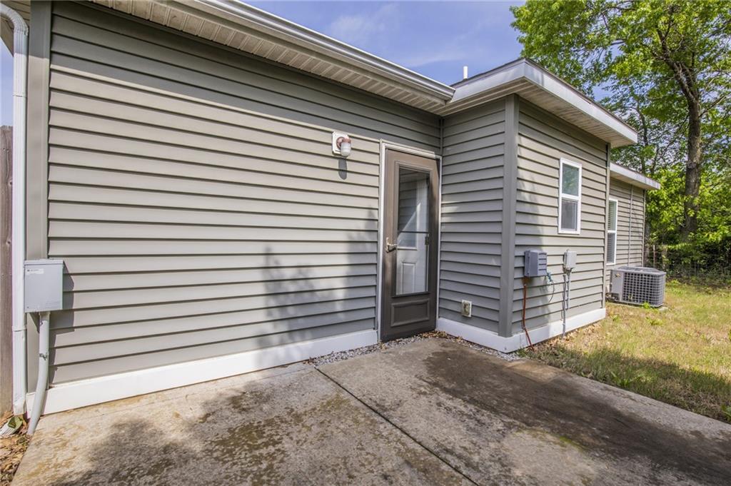 Commons At Walnut Crossing - Residential