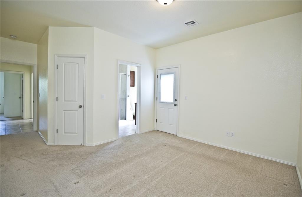 Commons At Walnut Crossing - Residential