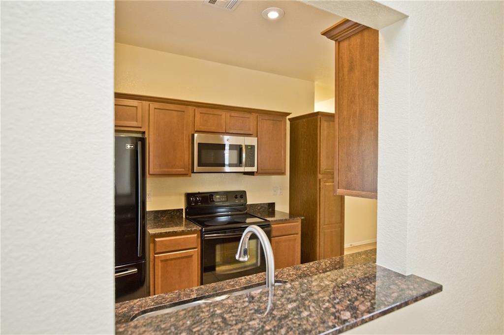 Commons At Walnut Crossing - Residential