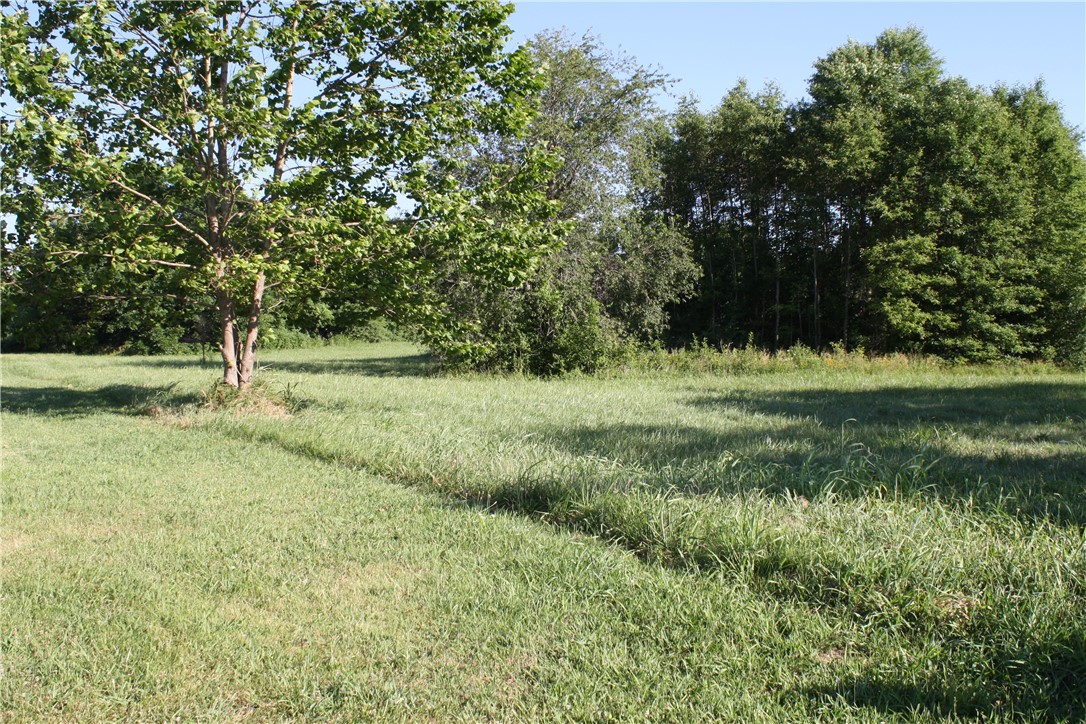 Lincoln Outlots - Land