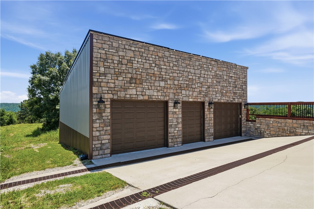 DANNENFELSER FAMILY SUB - Residential