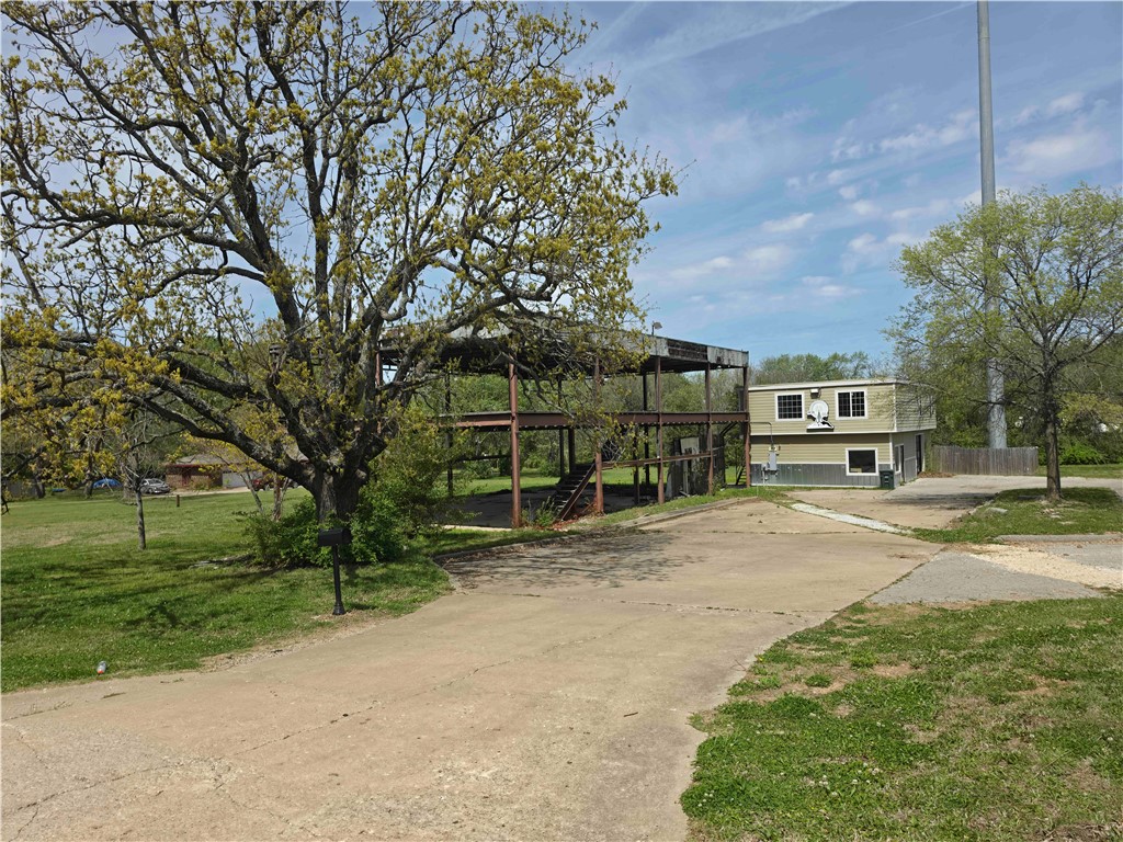 Fayetteville Outlots - Land