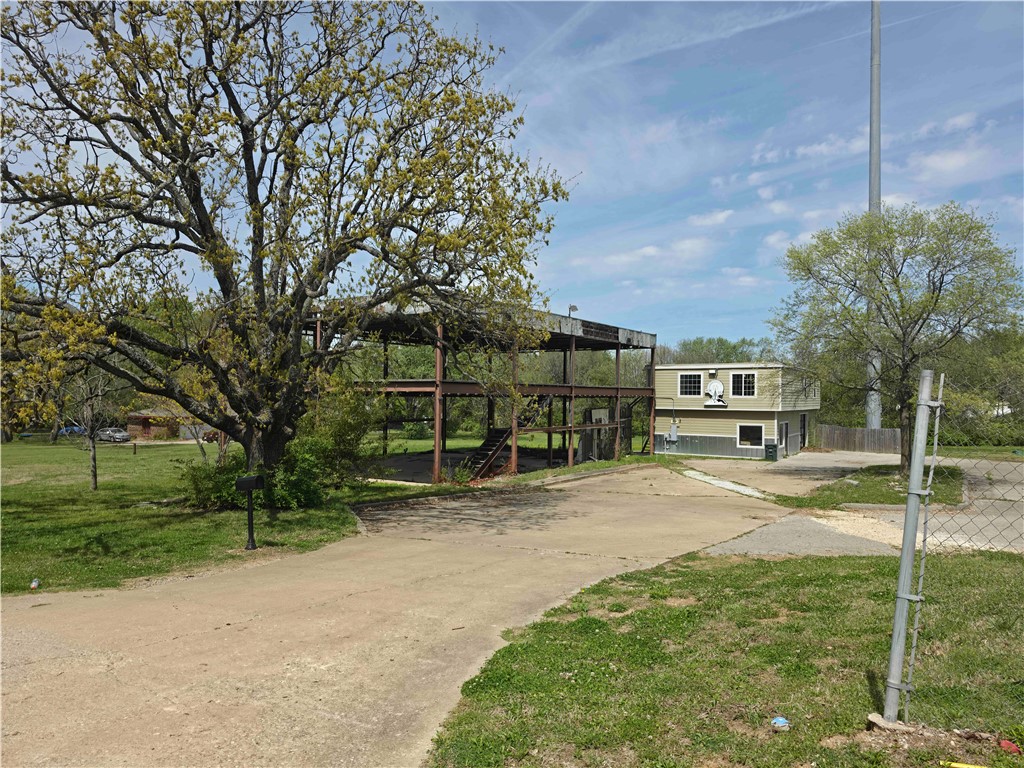 Fayetteville Outlots - Land