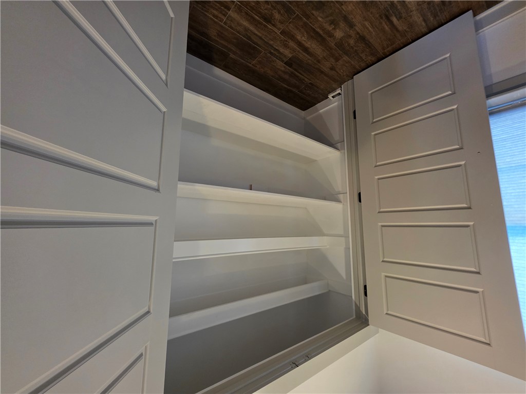 Lincoln Sub Bvv - Residential Lease