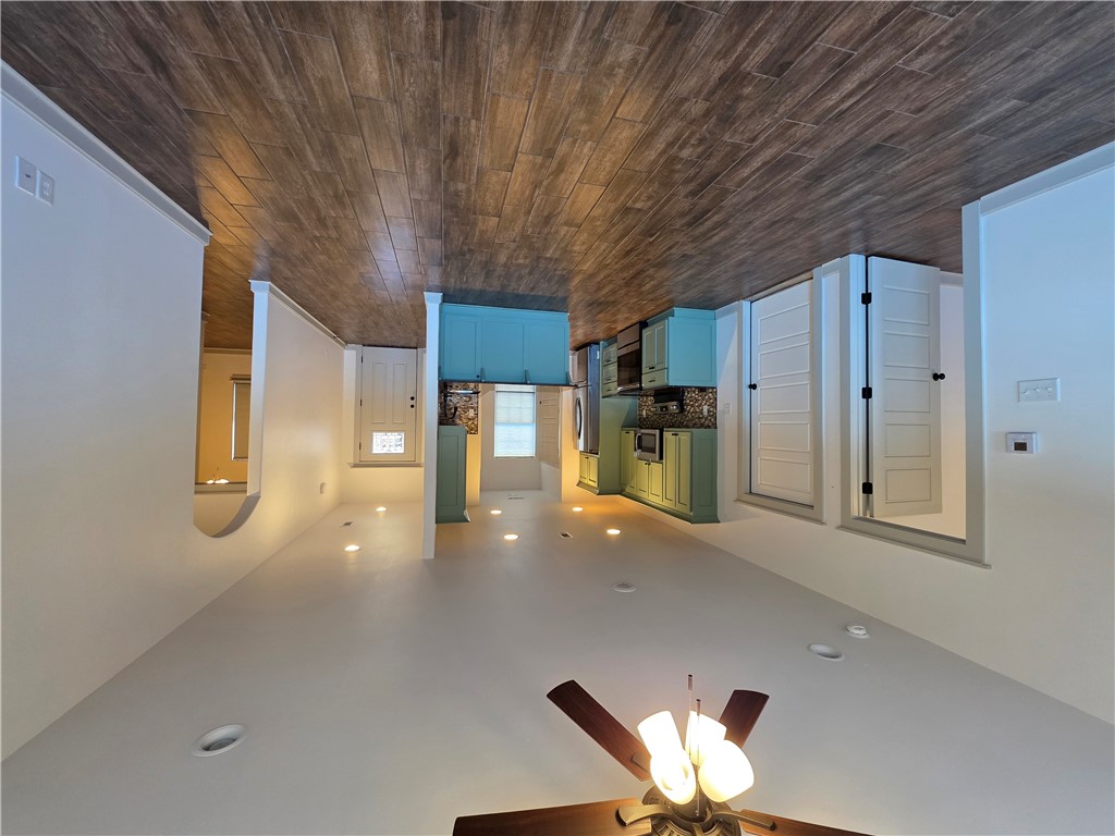 Lincoln Sub Bvv - Residential Lease